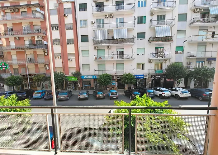 Alojamento de Acomodação e Pequeno-almoço L'oasi Del Poeta Crotone