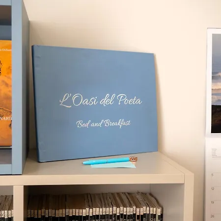 L'oasi Del Poeta Couette-café 3*